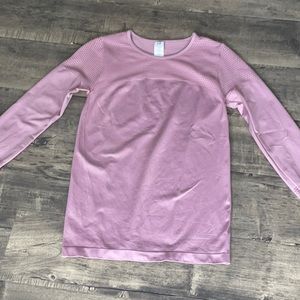 Women’s long sleeve top.